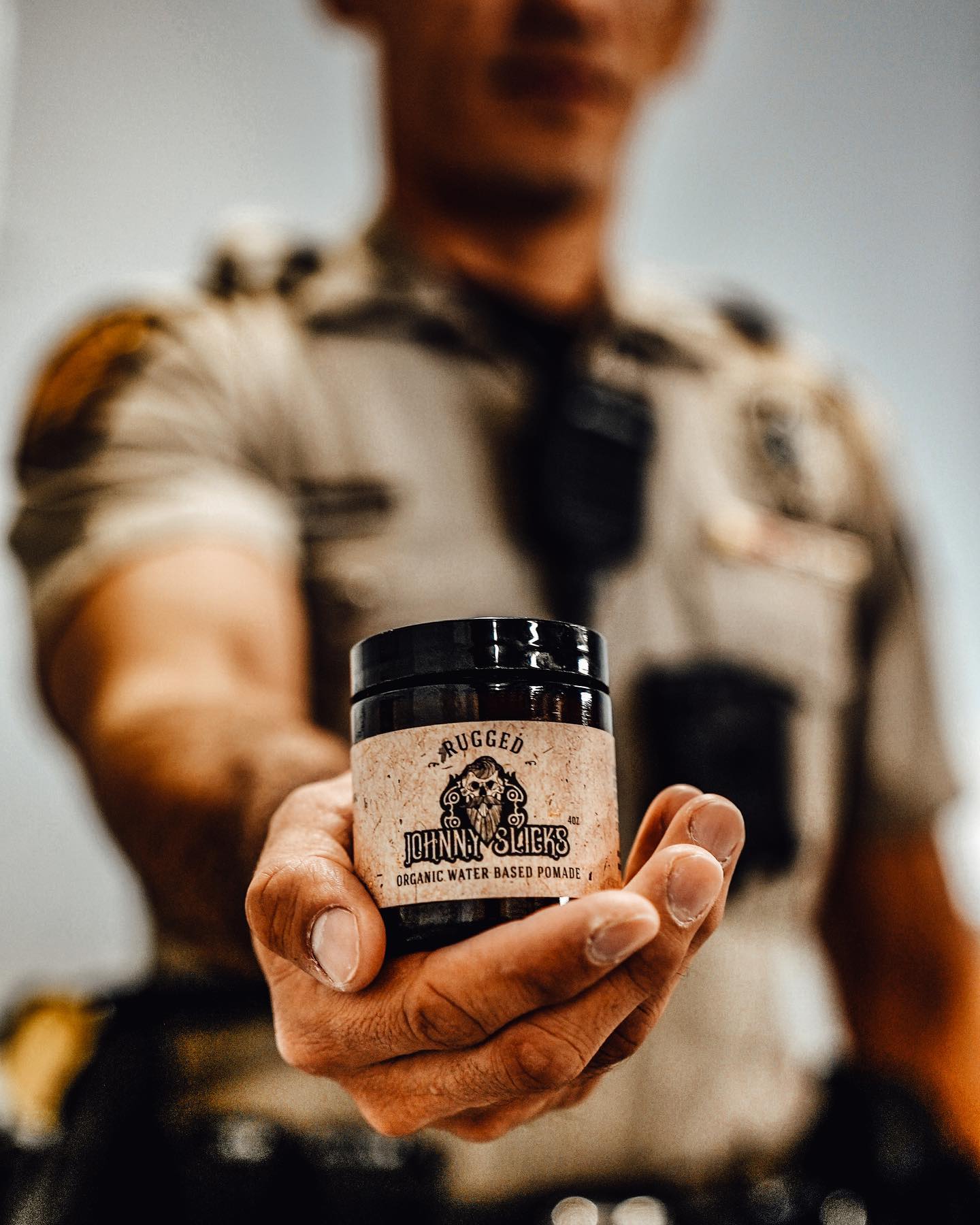 Organic Water Based Pomade – Johnny Slicks